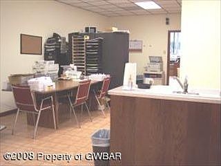 2nd image of 286 Kidder St