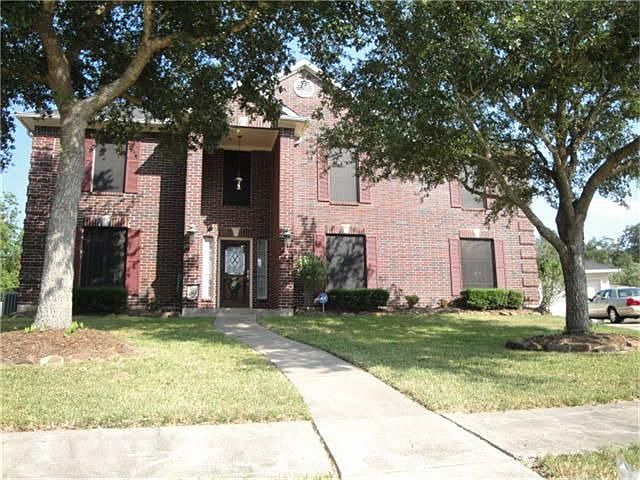 1st image of 2505 Hollybrook Dr