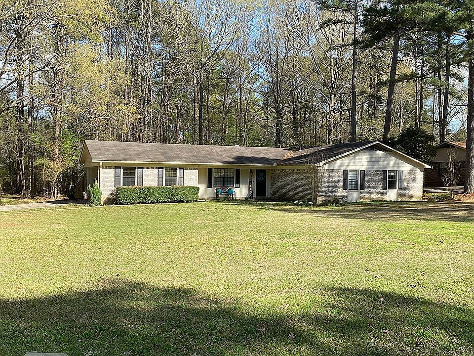 1st image of 211 Tracy Dr