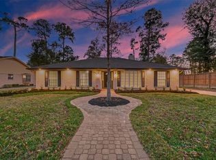 902 Kingsbridge Rd, Houston, TX 77073