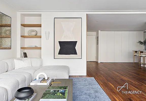4th image of 15 W 72nd St #14TU