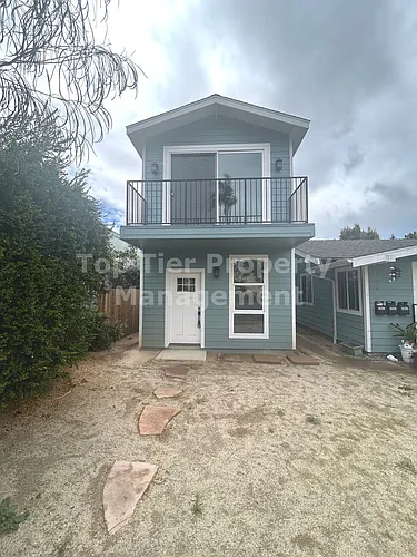 2945 Kalmia St Photo 1