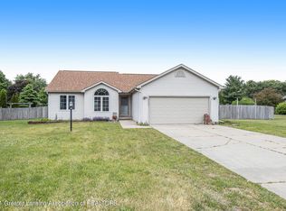 2803 Old Hickory Ln, Charlotte, MI 48813