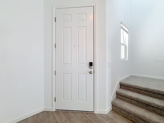 4th image of 770 Lake Dell Dr