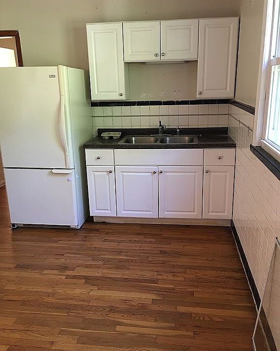 1st image of 3411 Westridge Ln