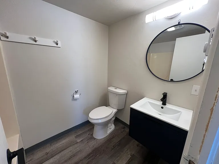 640 E Idaho St #413 — Photo 9