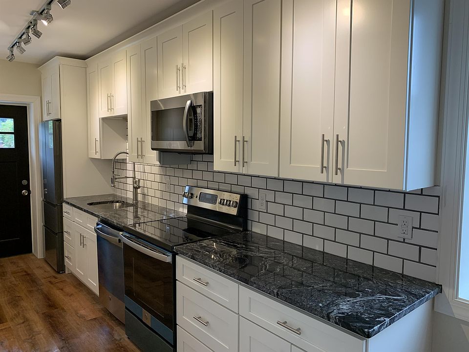 1st image of 517 N Saint Clair St Floor 3