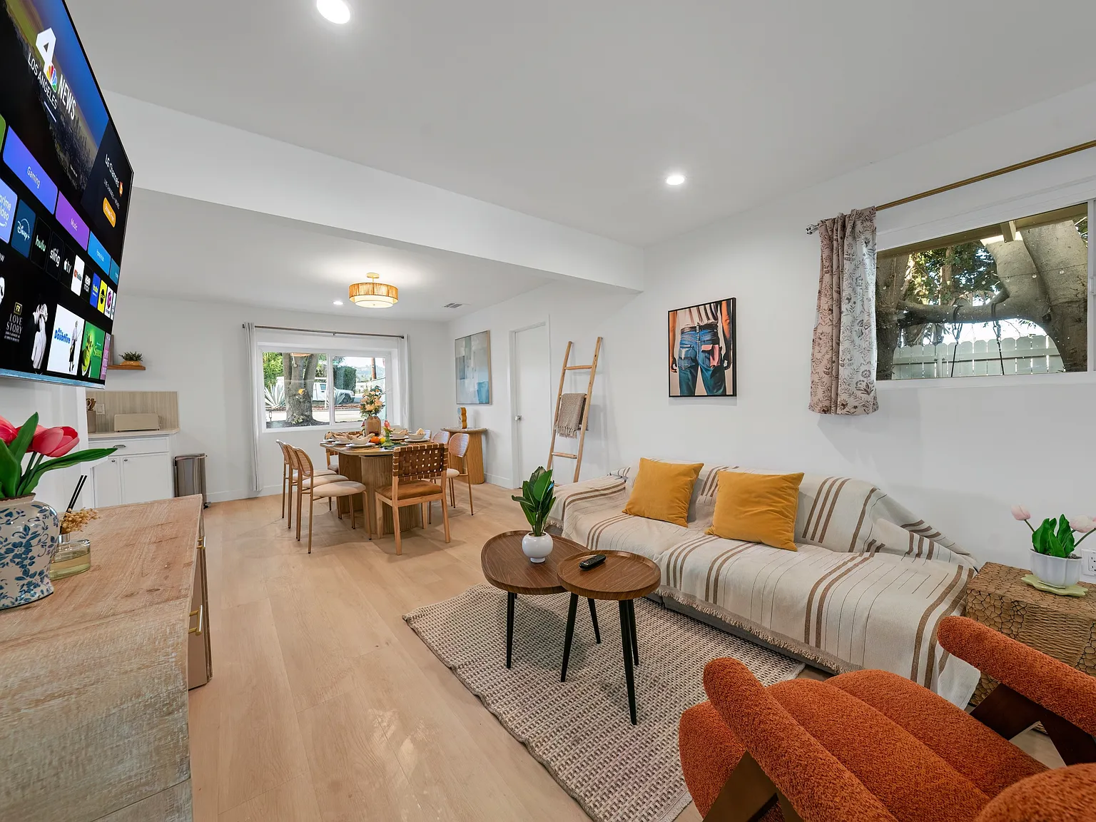 3 bed, 1917 sqft, $7,500 — Photo 1