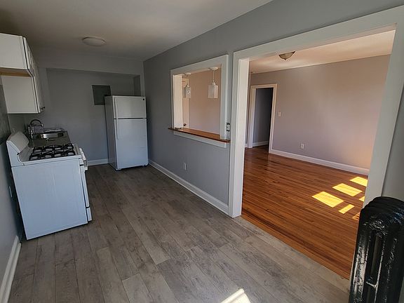 5th image of 3 Dillon Rd APT 5D