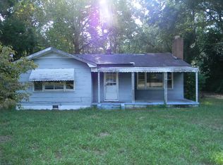 1914 Hampton Ave N, Fairfax, SC 29827