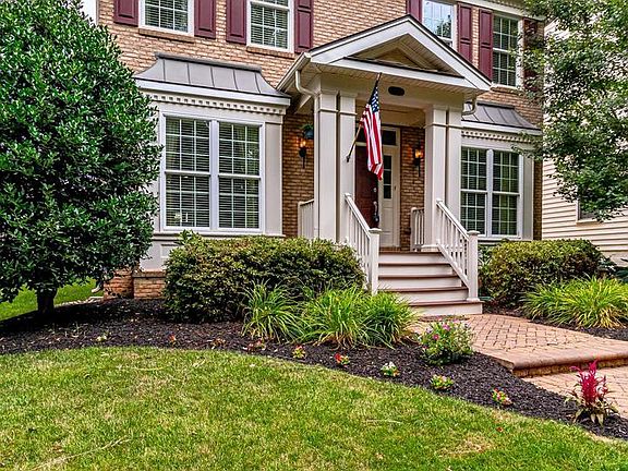 3rd image of 4632 Allens Mill Blvd