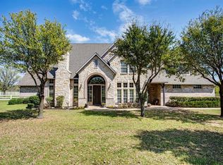 518 E Hickory Ridge Cir, Argyle, TX 76226