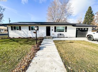1715 Chestnut St, Baker City, OR 97814