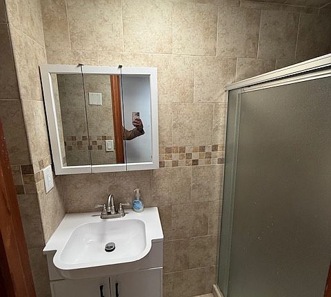 4th image of 1403 E 48th St #1
