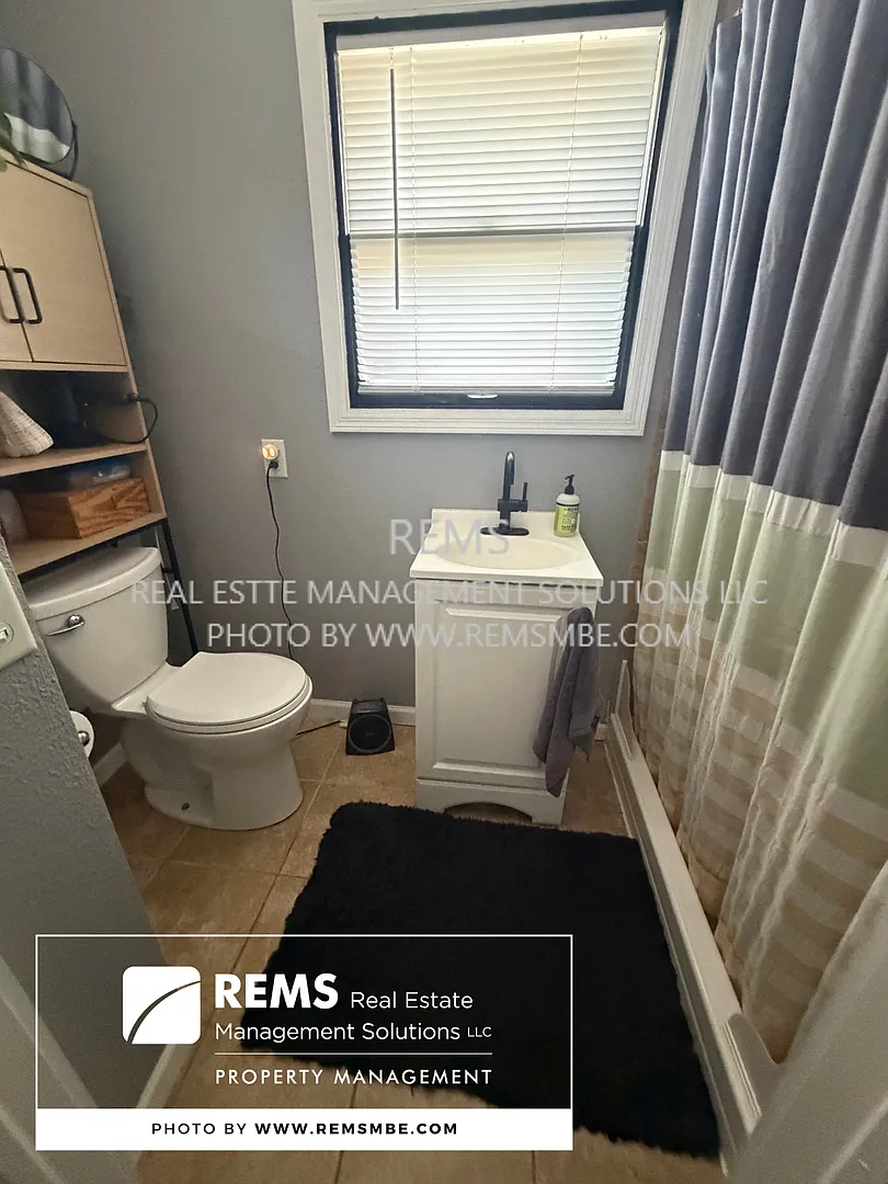 813 Williamson Street — Photo 2