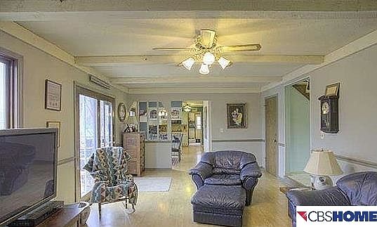 5th image of 513 Laurel Dr