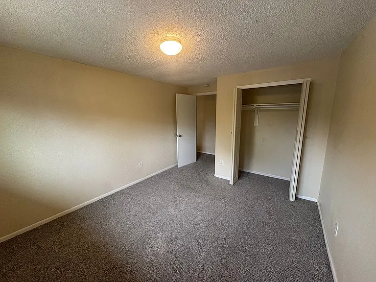 3550 Butternut Dr — Photo 13