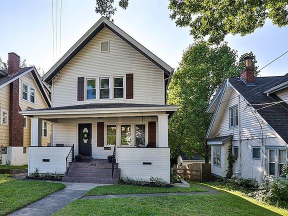 2nd image of 3912 Catherine Ave