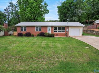 3242 Lakeland Rd, Guntersville, AL 35976