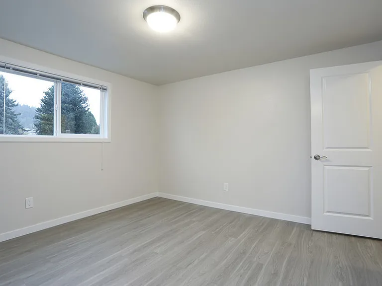 Azure Apartments — Photo 5