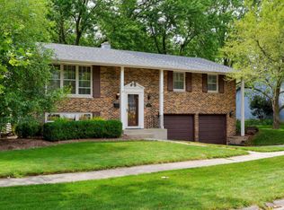 104 S Patricia Ln, Palatine, IL 60074