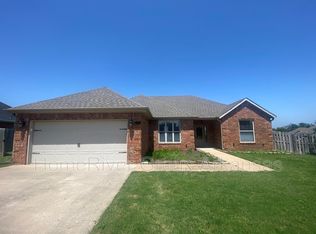 720 Napa Ave, Centerton, AR 72719