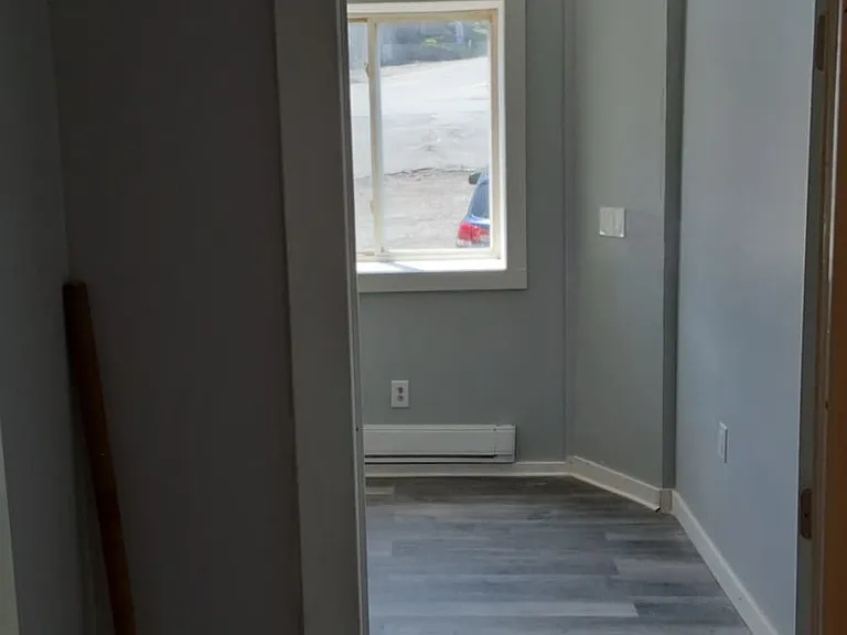 11 Ontario St #A — Photo 2