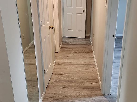 5th image of 333 Manown St APT 104