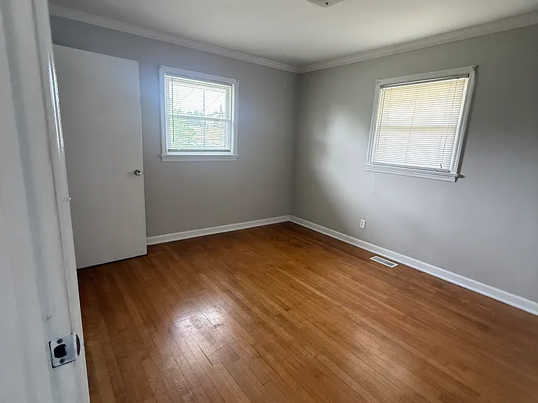 204 Gregory Ave #A — Photo 10