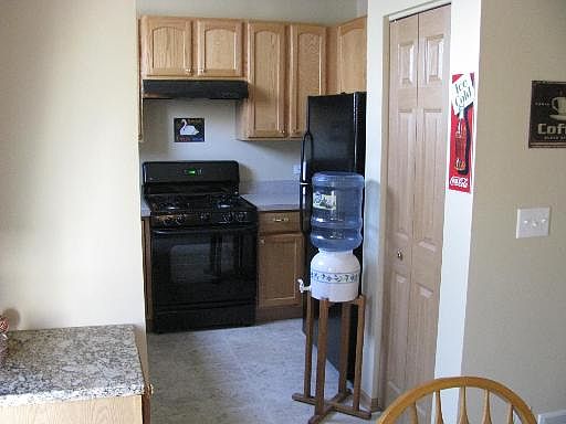4th image of 1464 Cambria Dr #216-5