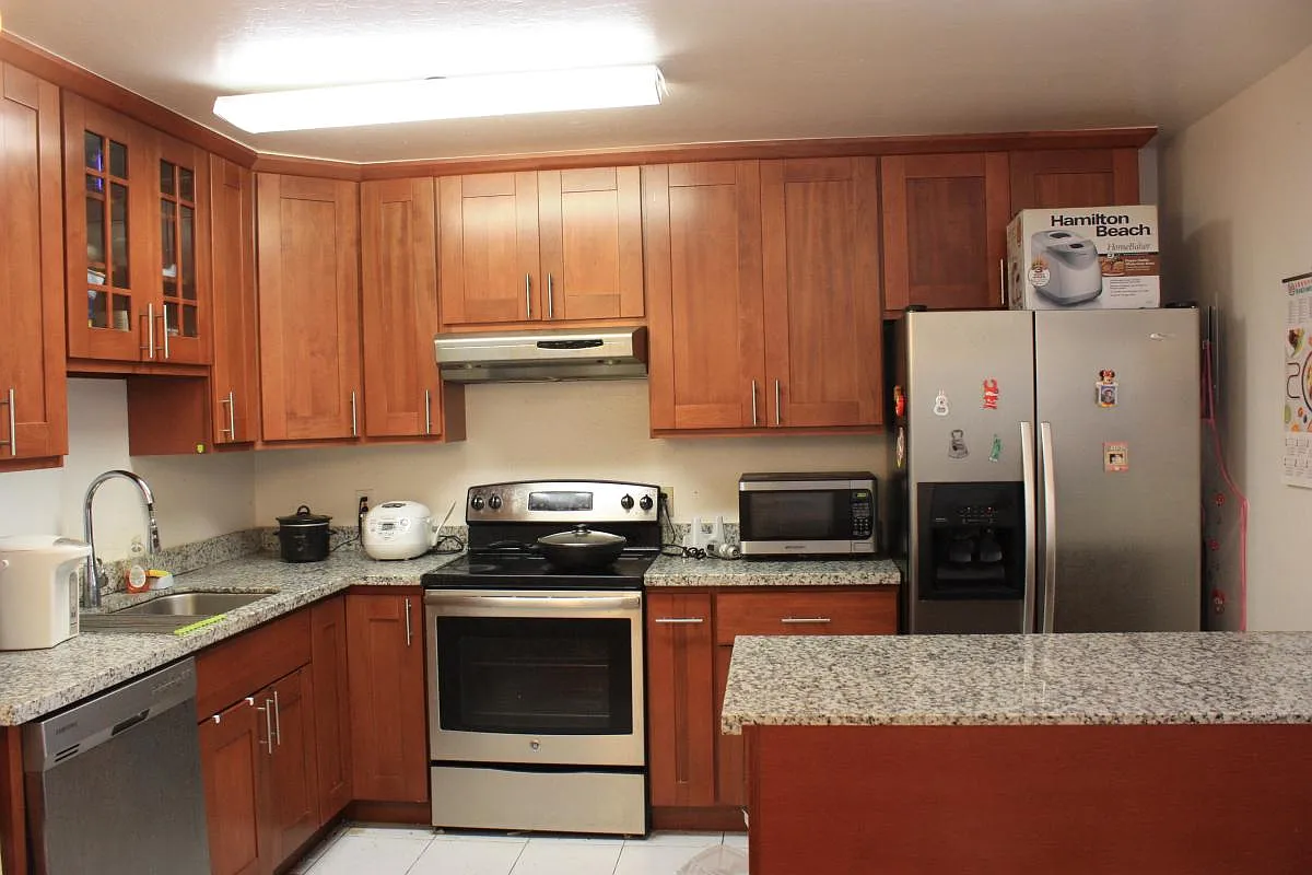 2 bed, 1.5 bath, 1099 sqft, $3,100 — Photo 2