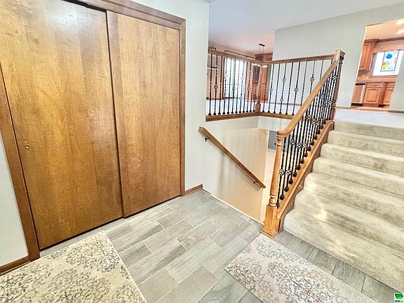 3rd image of 3317 Walden Ave