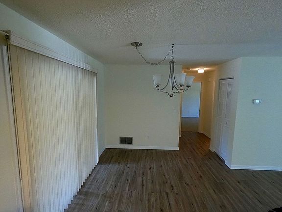4th image of 4 Faith Ln