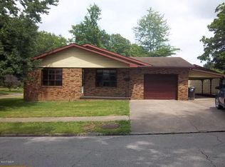 212 N Granger St, Harrisburg, IL 62946