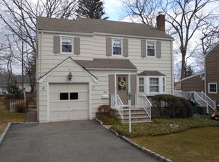 88 Cedar Grove Pkwy, Cedar Grove, NJ 07009