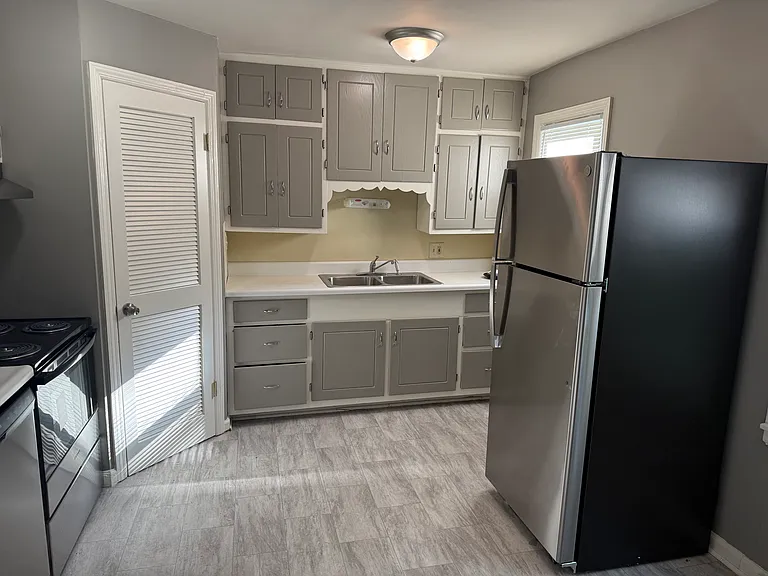 5731 N Amoret Ave — Photo 15