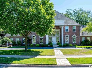 11600 N Brownshire Ln, Dunlap, IL 61525