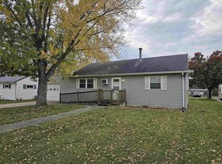 1114 S Shank St, Portland, IN 47371