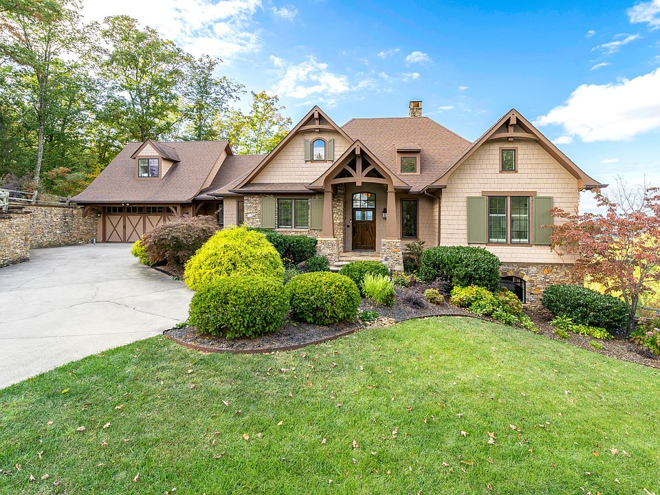 1st image of 143 Highland Reserve Way