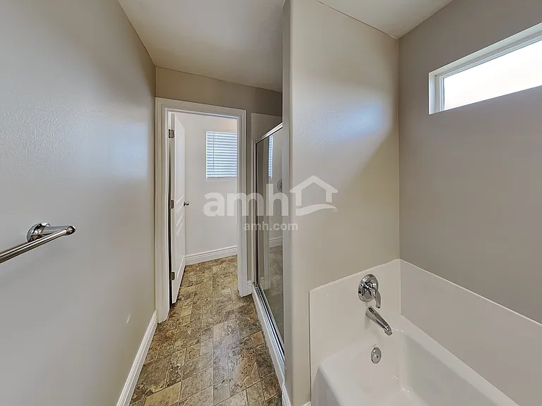 1460 S Heather Ln — Photo 12