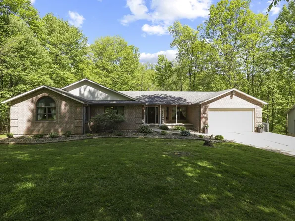 6375 Chatham Rd, Newark, OH 43055