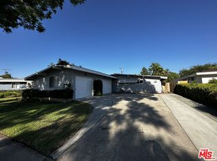 1020 N Mountain View Pl, Fullerton, CA 92831