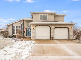 105 Sibley Dr, Minooka, IL 60447