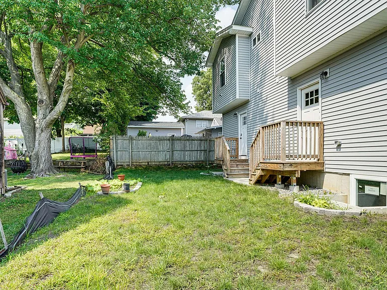 51 Indian Ave #ID1546115P — Photo 16