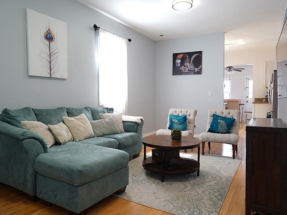 2nd image of 5318 N McVicker Ave APT 1