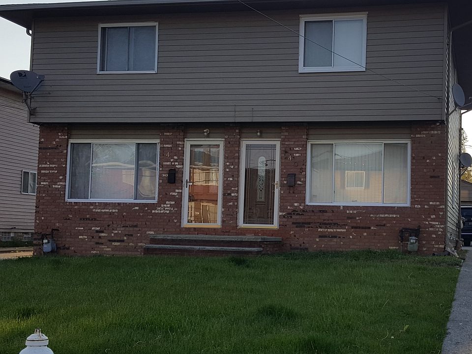 1st image of 1403 E 263rd St