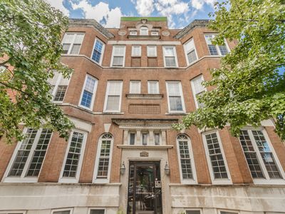 2212 N Campbell Ave APT 2D, Chicago, IL, 60647
