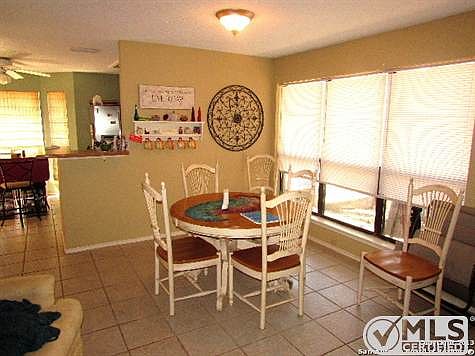 3rd image of 868 Amberstone Dr