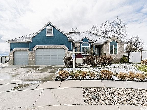 2nd image of 3549 W Figure Skate Cir