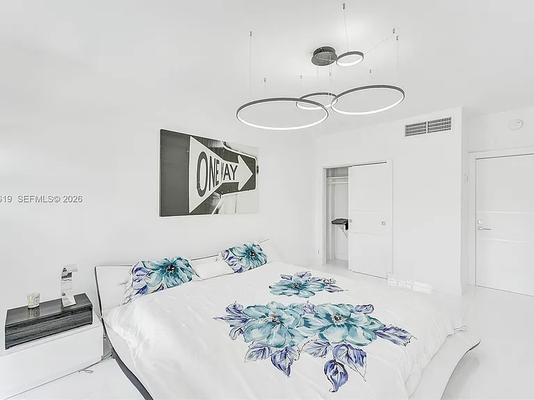 880 NE 69th St #5G — Photo 13